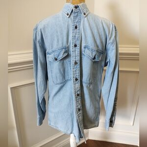 Ralph Lauren Chaps vintage men's long sleeve shirt in washed denim blue. Med.